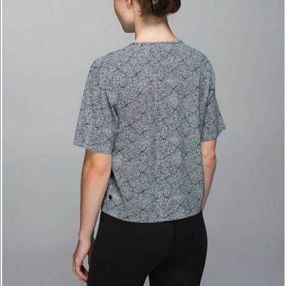 Lululemon Good to Go Tee in Plush Petal - Picture 3 of 8